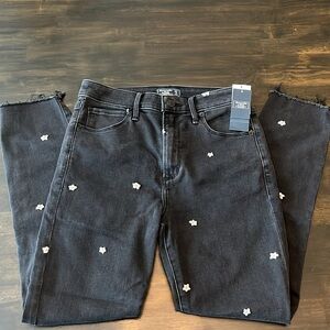 Abercrombie & Fitch High Rise Super Skinny Ankle Jeans